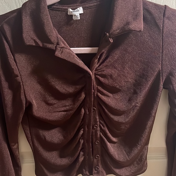 Garage XS Daphne Long Sleeve Collared top blouse in chocolate brown - Picture 2 of 2